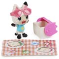 Gabbys Dollhouse Pandy Paws ve Carlita Araba