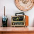 Yumurcak Shop® Büyük Boy Telefon Tutma Saplı Retro Ahşap Tasarım Bluetooth Hoparlörlü Radyo – FM/AM Destekli, Şarjlı ve Taşınabilir Radyo NS-8077