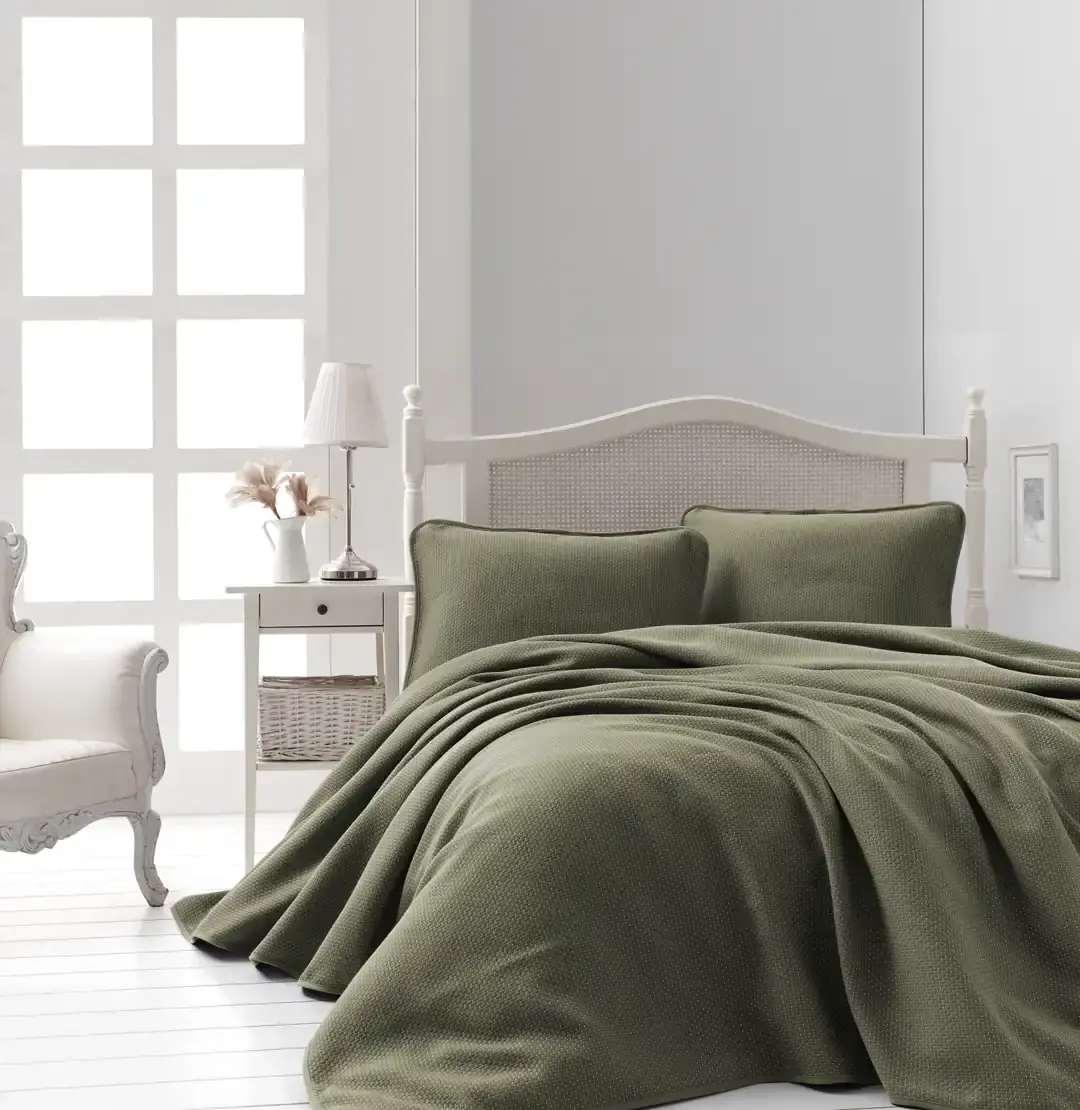 Şaheser Home Collection Jakarlı Yatak Örtüsü Seti Liv Haki