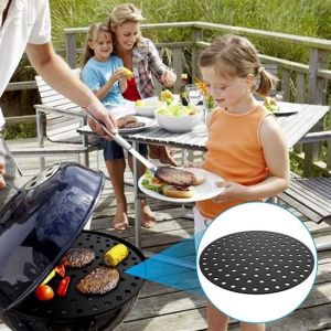 Ürün Gezegeni® Renkli Isıya Dayanıklı Yıkanılabilir Silikon Fırın Ve Airfryer Yuvarlak Pişirme Matı 20 Cm