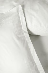 Cotton Box Brode Nakışlı Çift Kişilik Saten Nevresim Takımı Galant Beyaz