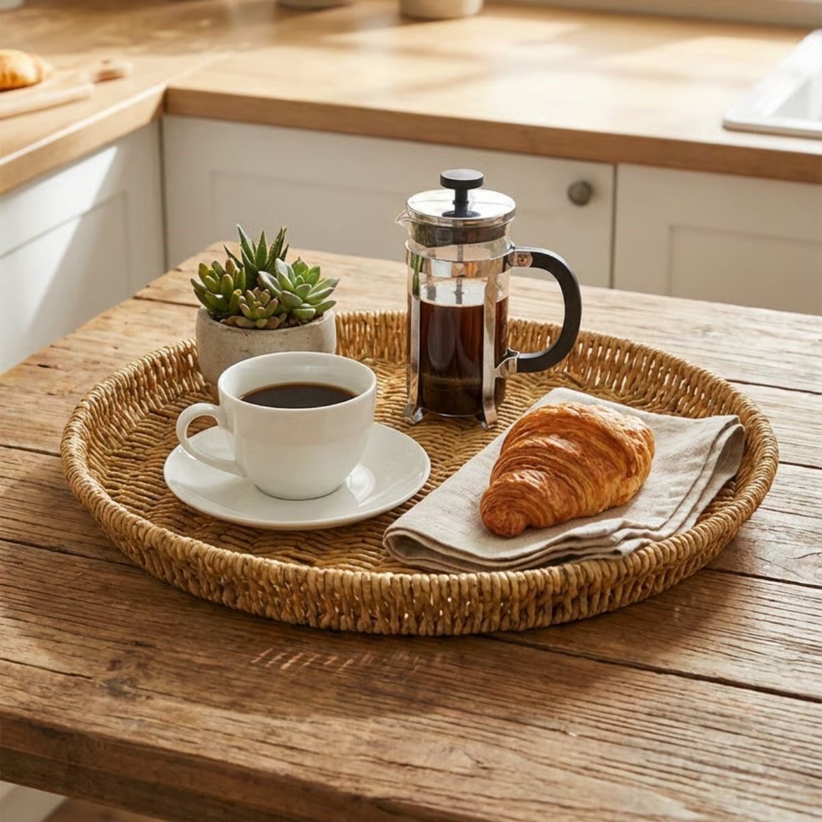 Yumurcak Shop® 35 cm Plastik Rattan Tepsi – Hasır Görünümlü Dekoratif Servis Tepsisi, Mutfak, Kahvaltı, Sunum ve Masaüstü Çok Amaçlı Organizer