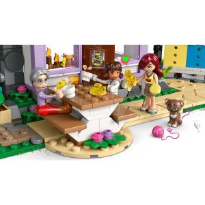 42669 Lego Friends Arıcıların Evi ve Çiçek Bahçesi parça + yaş