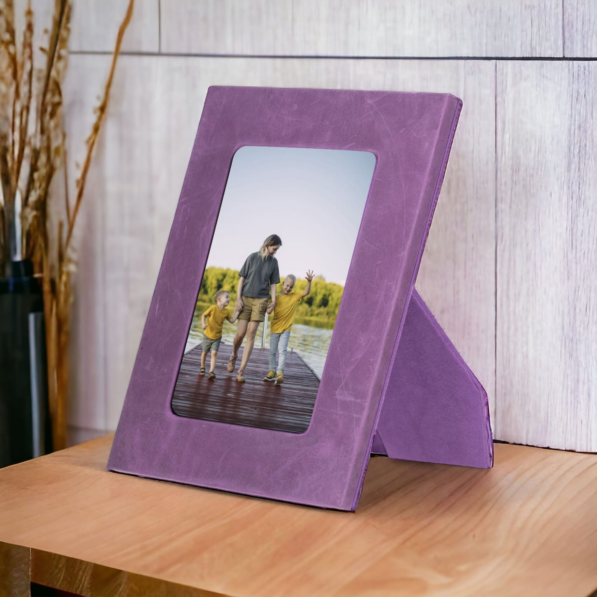 Gerçek Deri Masaüstü Fotoğraf Çerçevesi, 22x17cm (15x10 foto) Antik Mor