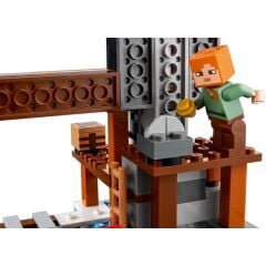 21277 Lego Minecraft Kazma Madeni 530 parça +8 yaş