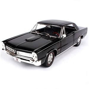 1:18 1965 Pontiac GTO Hurst Edition