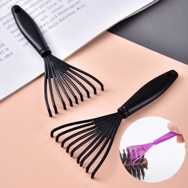 Pratik Saç Fırçası ve Tarak Temizleme Aparatı 2 Adet - Boy 8 Cm