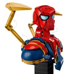 76326 Marvel Iron Örümcek Adam Büstü 379 parça +18 yaş