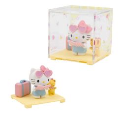 HKT38100 Hello Kitty ve Oyun Arkadaşı - 1 Adet Fiyatıdır