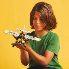 LEGO Technic Arazi Uçağı - LMT42198